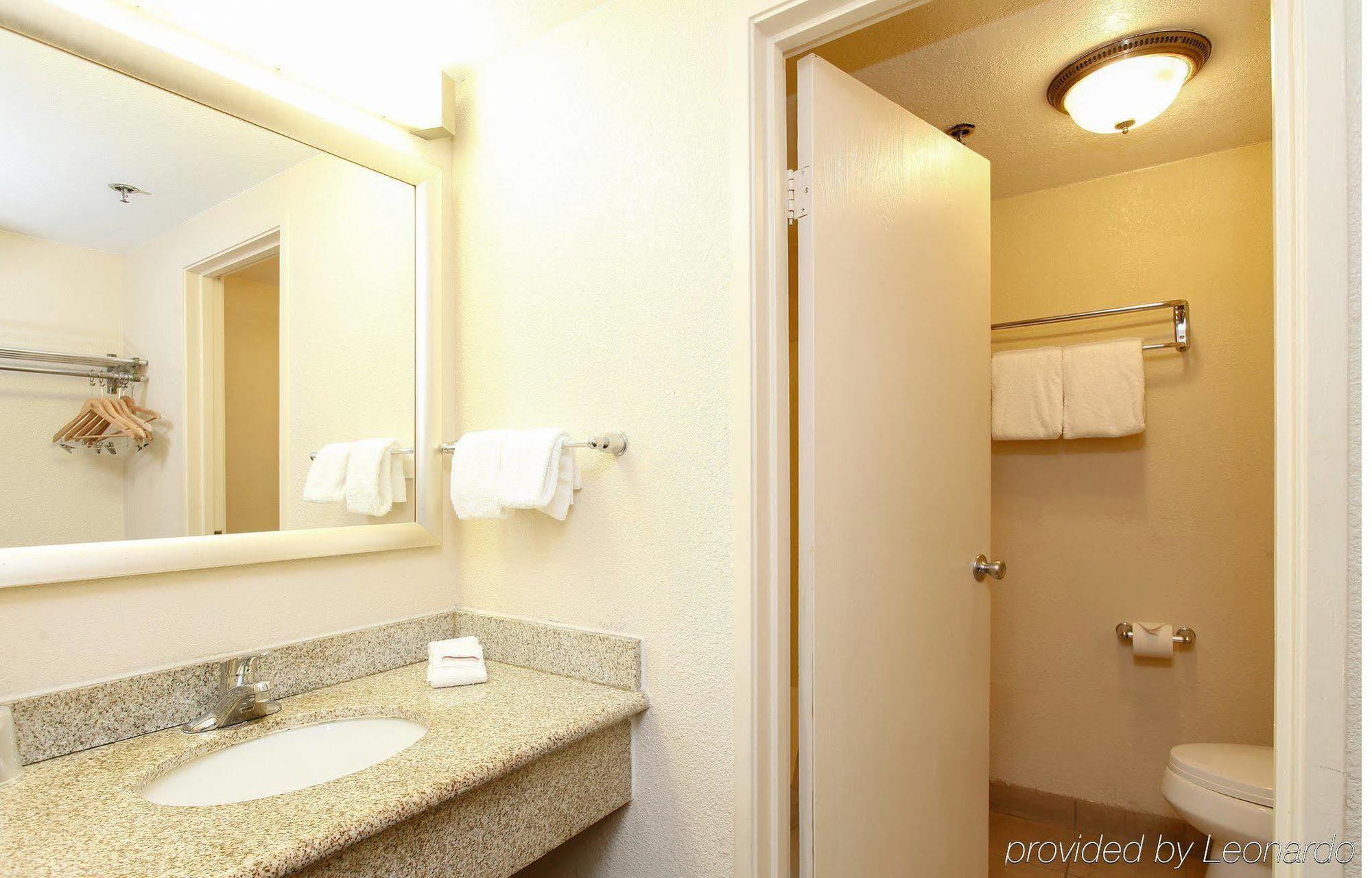 Ontario Airport Executive Inn Eksteriør bilde